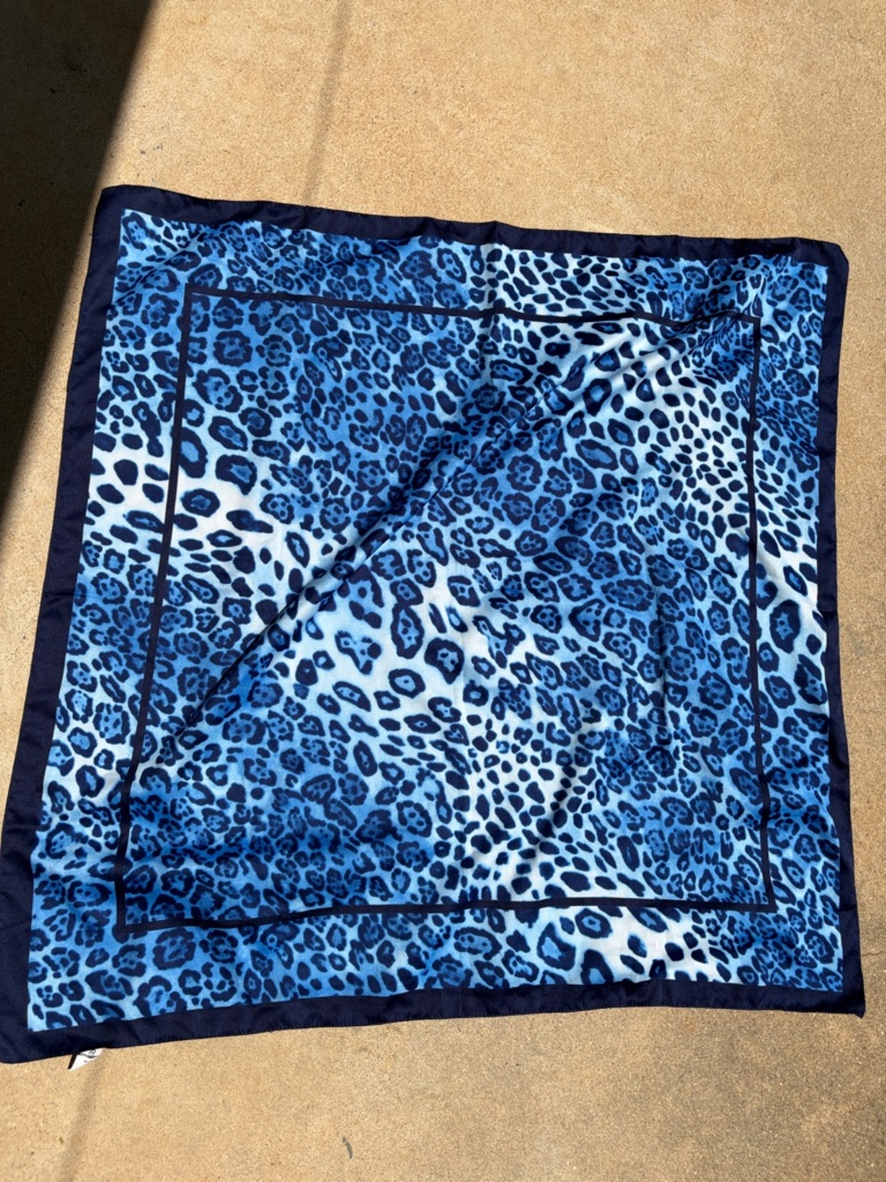 Unbranded made in Italy scarf